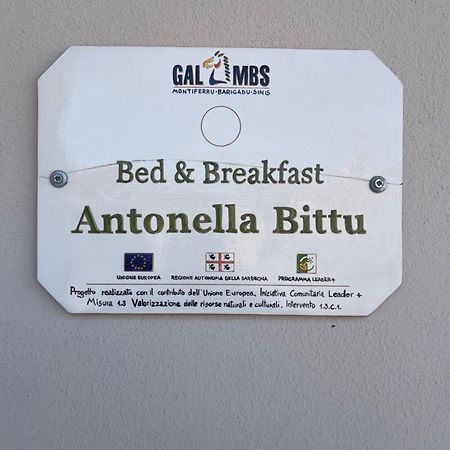 B&B Da Antonella Samugheo Kültér fotó